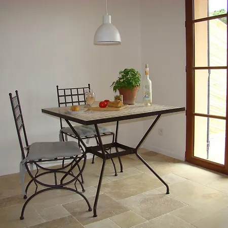 Дом отдыха Maison Bleue *